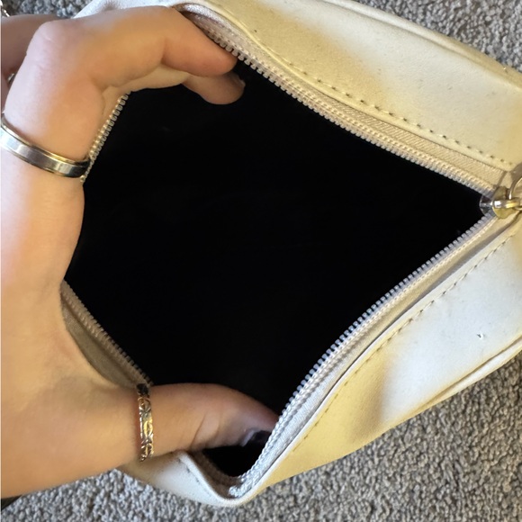 Purse - Picture 2 of 3